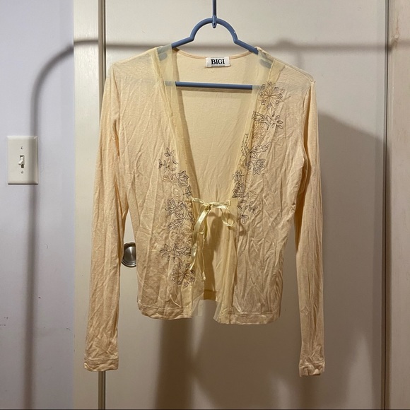 Light Peach Flower Cardigan - Picture 5 of 8